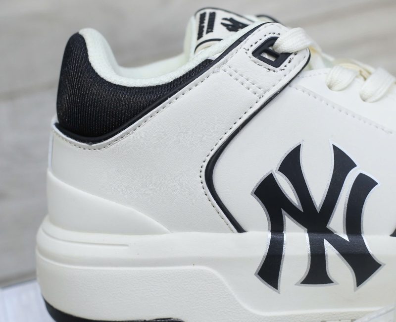 Giày MLB Chunky Liner Mid New York Yankees Black Best Quality