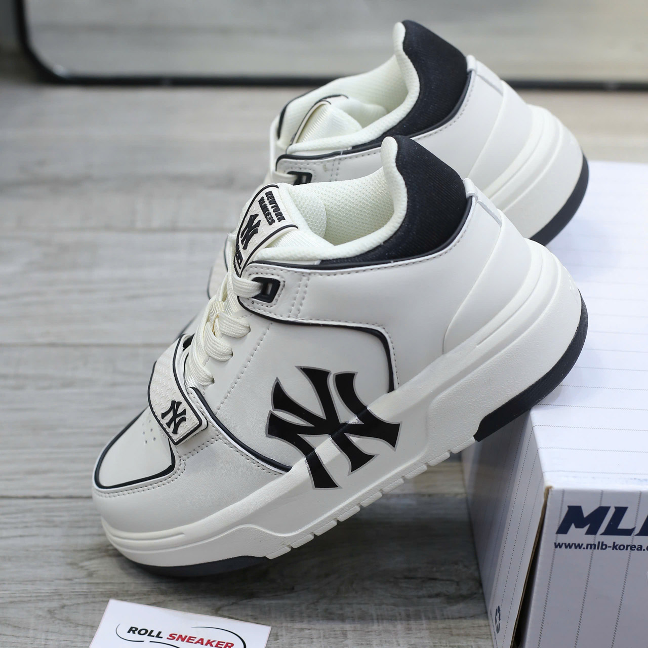 Giày MLB Chunky Liner Mid New York Yankees Black Best Quality