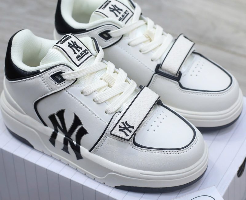 Giày MLB Chunky Liner Mid New York Yankees Black Best Quality