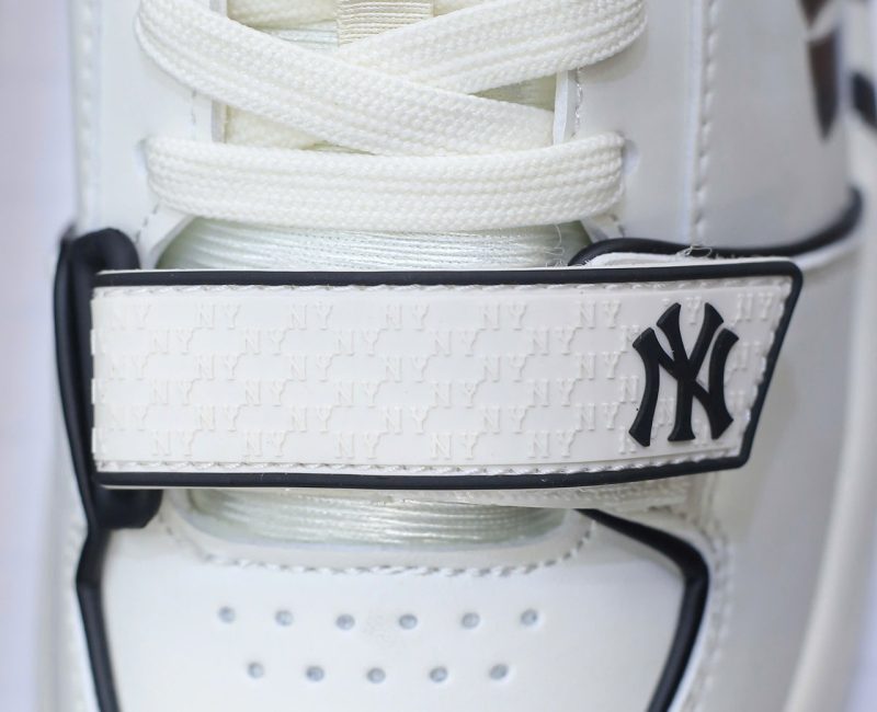 Giày MLB Chunky Liner Mid New York Yankees Black Best Quality