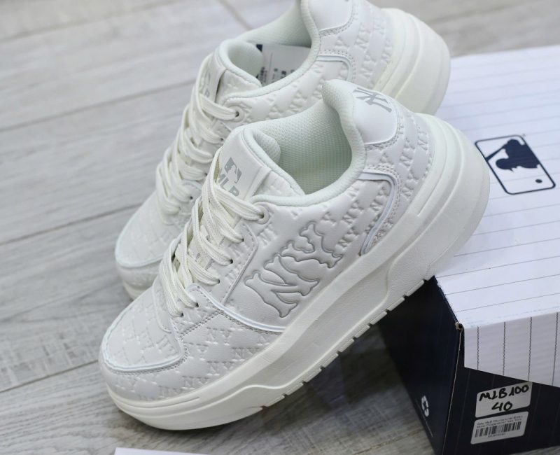 Giày MLB Korea Chunky Liner Embo Mono Cooperstown New York Yankees White Like Auth