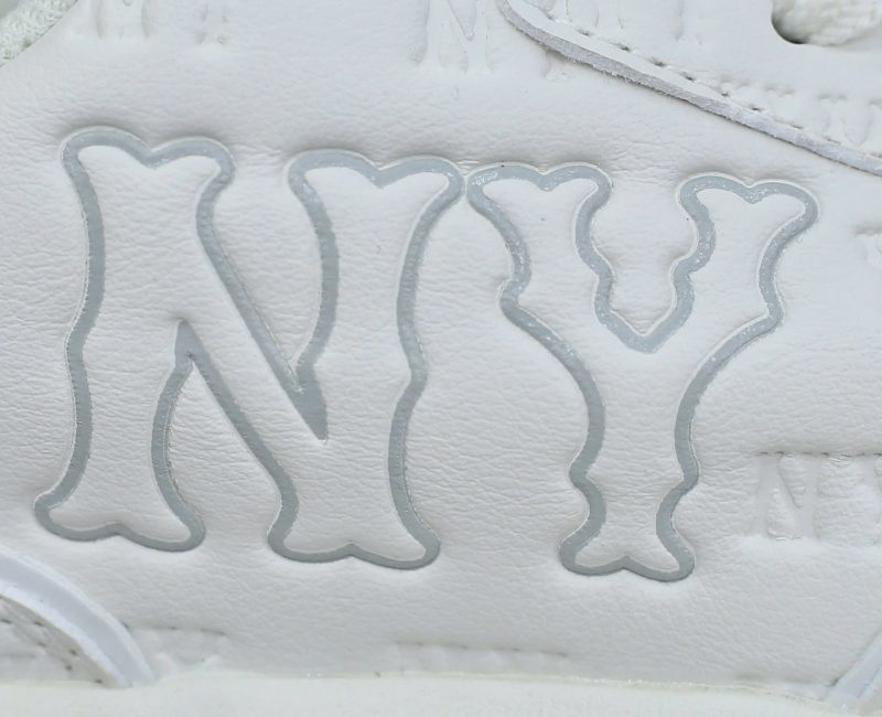 Giày MLB Korea Chunky Liner Embo Mono Cooperstown New York Yankees White Like Auth