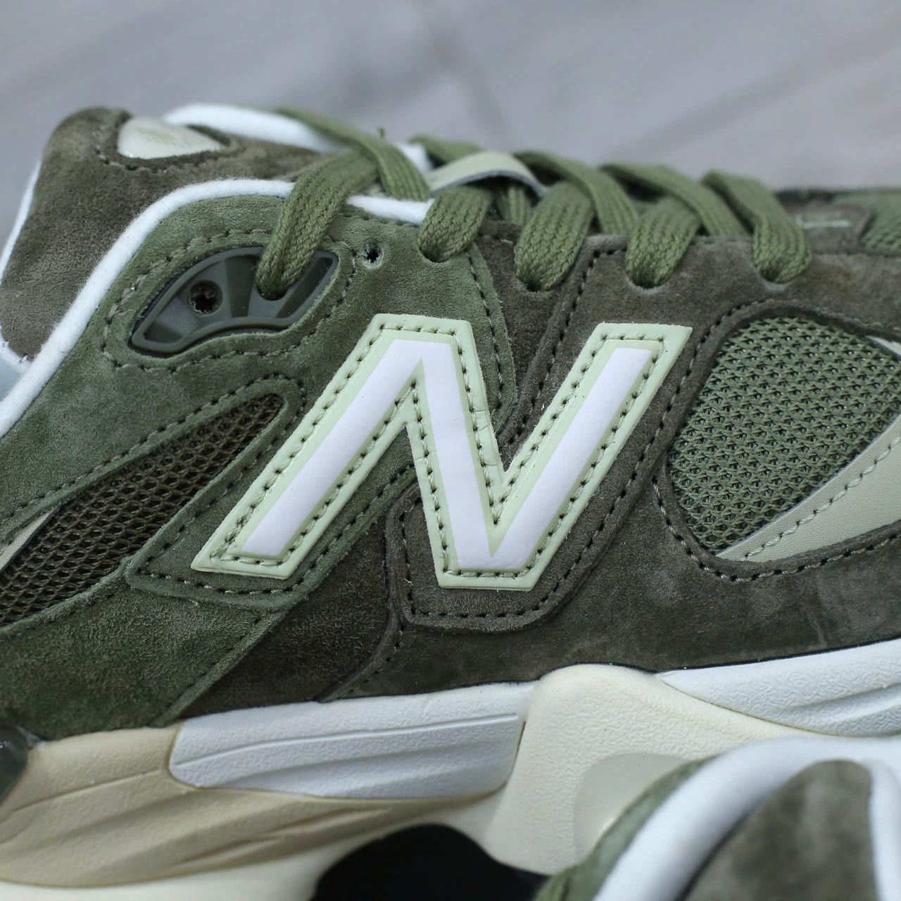 Giày New Balance 9060 Dark Army Best Quality