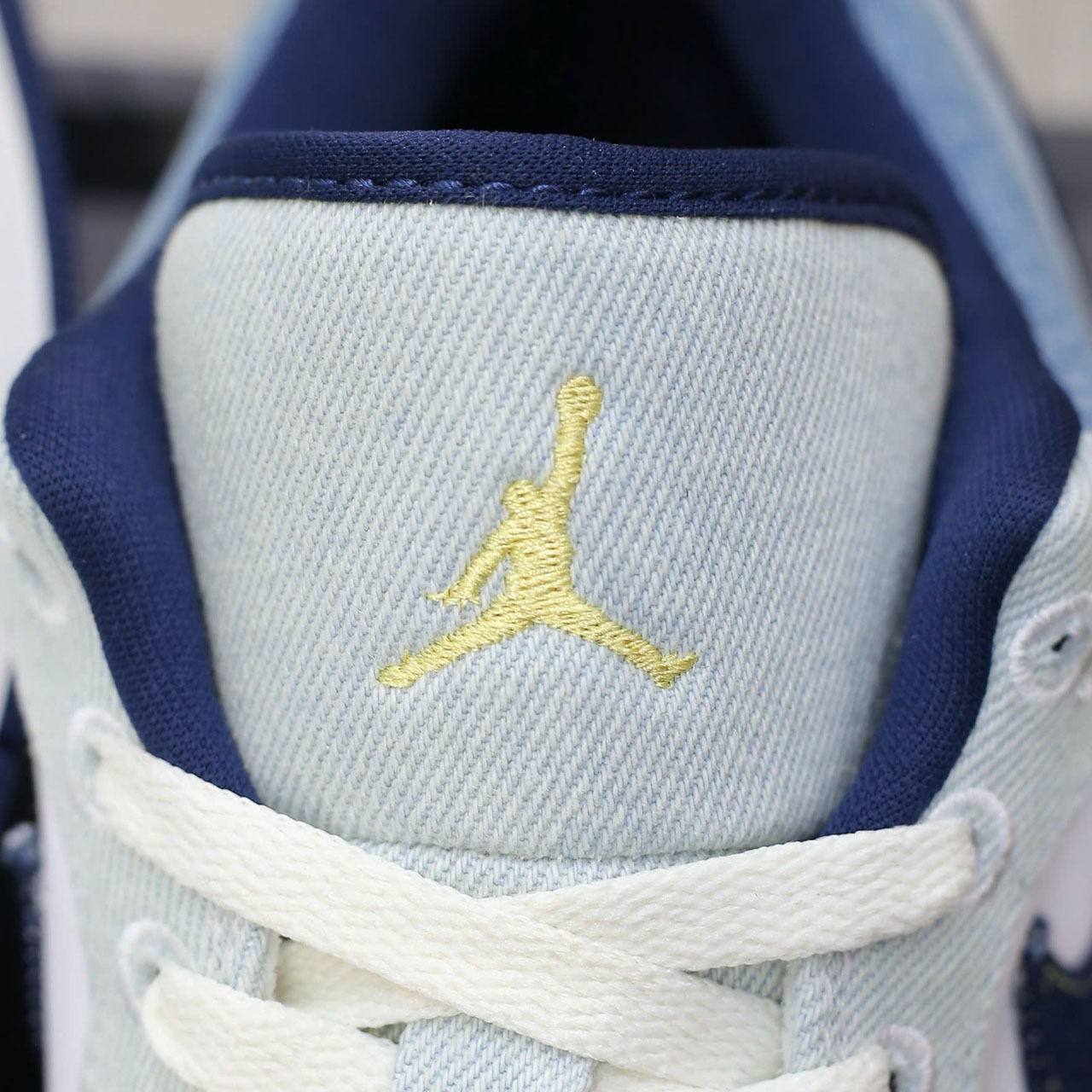 Giày Nike Air Jordan 1 Low SE ‘Light Denim’ Best Quality