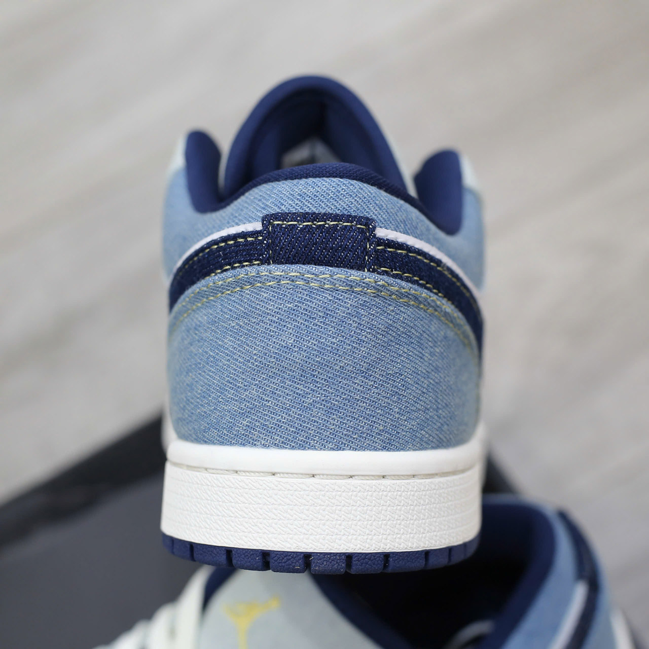 Giày Nike Air Jordan 1 Low SE ‘Light Denim’ Best Quality