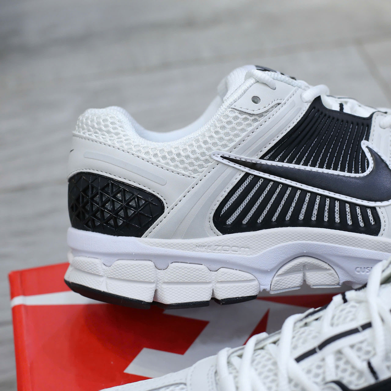 Giày Nike Zoom Vomero 5 GS Metallic Platinum Black Best Quality