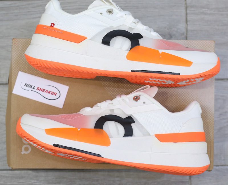 Giày On Roger Pro 2 Clay White Flame Like Auth