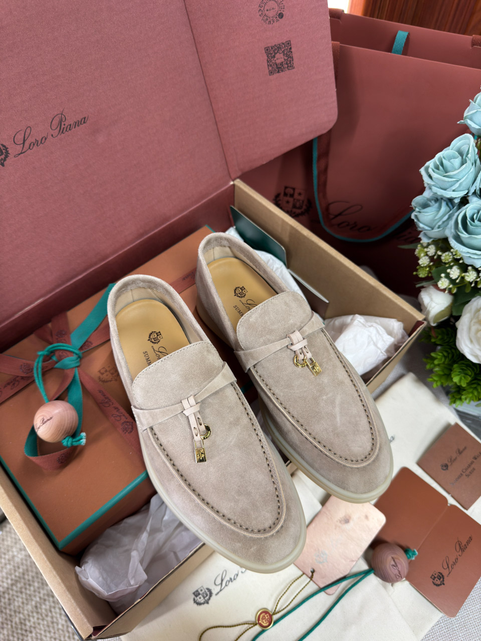 Giày Loro Piana Summer Charms Walk Loafer Suede Beige Best Quality