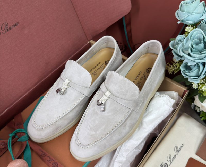 Giày Loro Piana Summer Charms Walk Loafer Suede Powder Pearl Best Quality
