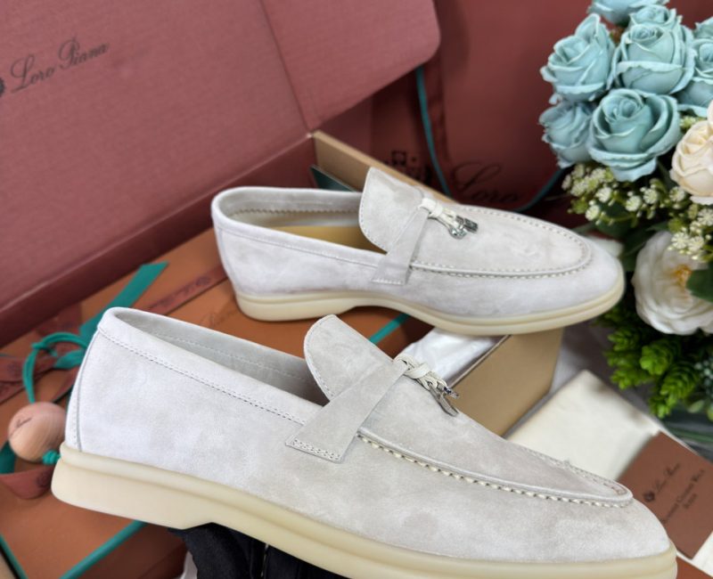 Giày Loro Piana Summer Charms Walk Loafer Suede Powder Pearl Best Quality
