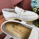 Giày Loro Piana Summer Charms Walk Loafer Suede Powder Pearl Best Quality