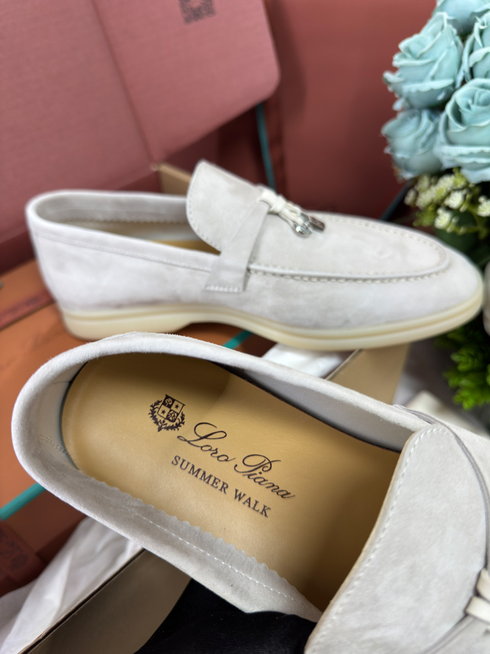 Giày Loro Piana Summer Charms Walk Loafer Suede Powder Pearl Best Quality