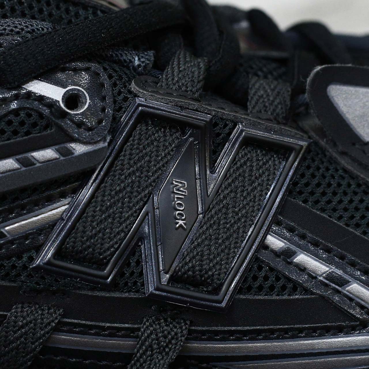 Giày New Balance 1906A Black Dark Silver Metallic Like Auth