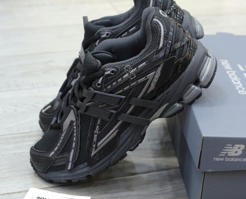 Giày New Balance 1906A Black Dark Silver Metallic Like Auth