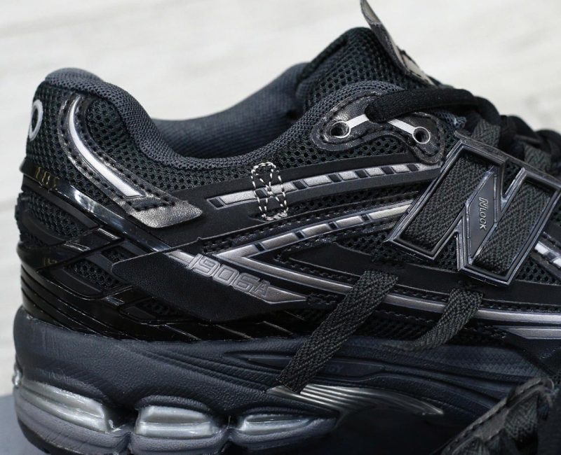 Giày New Balance 1906A Black Dark Silver Metallic Like Auth