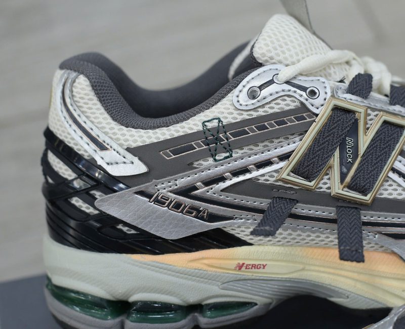 Giày New Balance 1906A ‘Silver Gold Metallic’ Like Auth