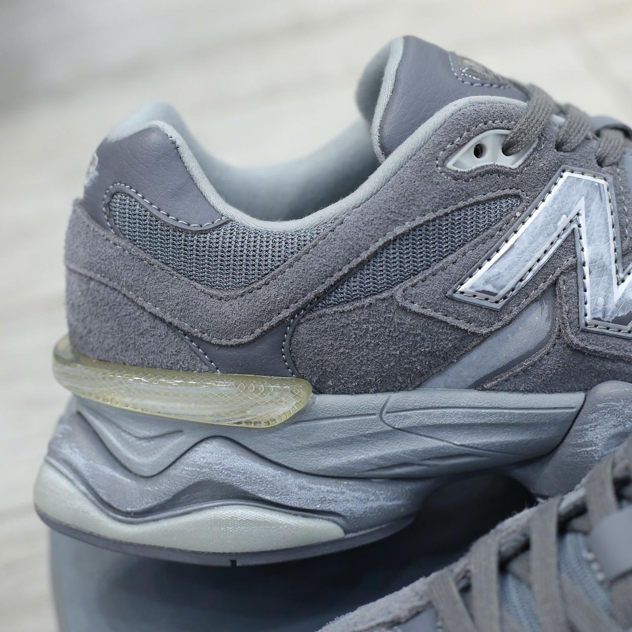 Giày New Balance 9060 Magnet Best Quality