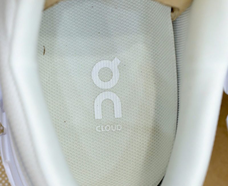 Giày On Running Cloud 6 ‘In White’ Best Quality