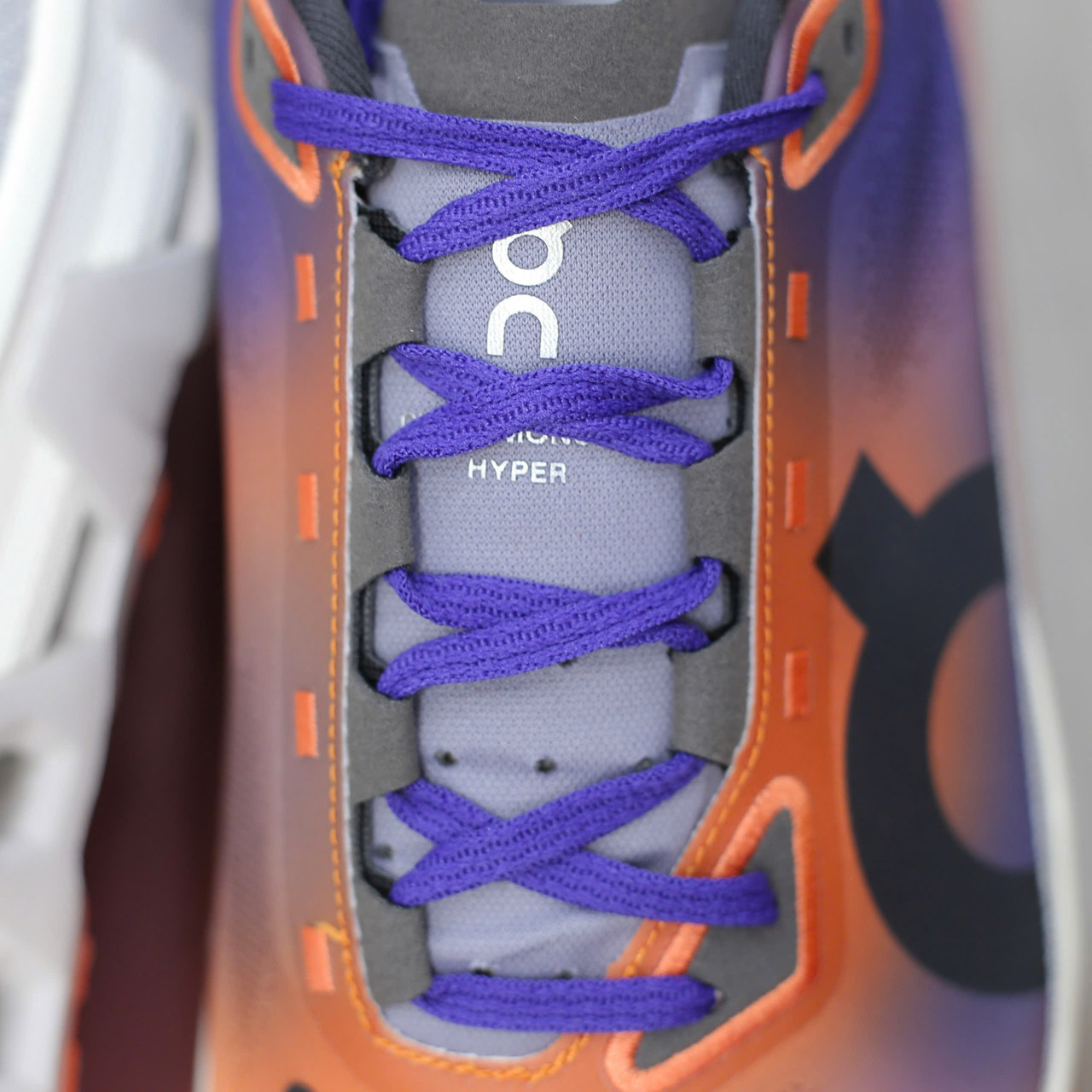 Giày On Running Cloudmonster Hyper Flame Frost Like Auth