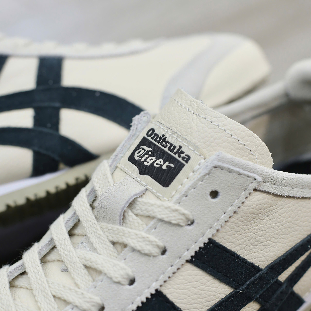 Giày Onitsuka Tiger Mexico 66 Vin White Black Best Quality