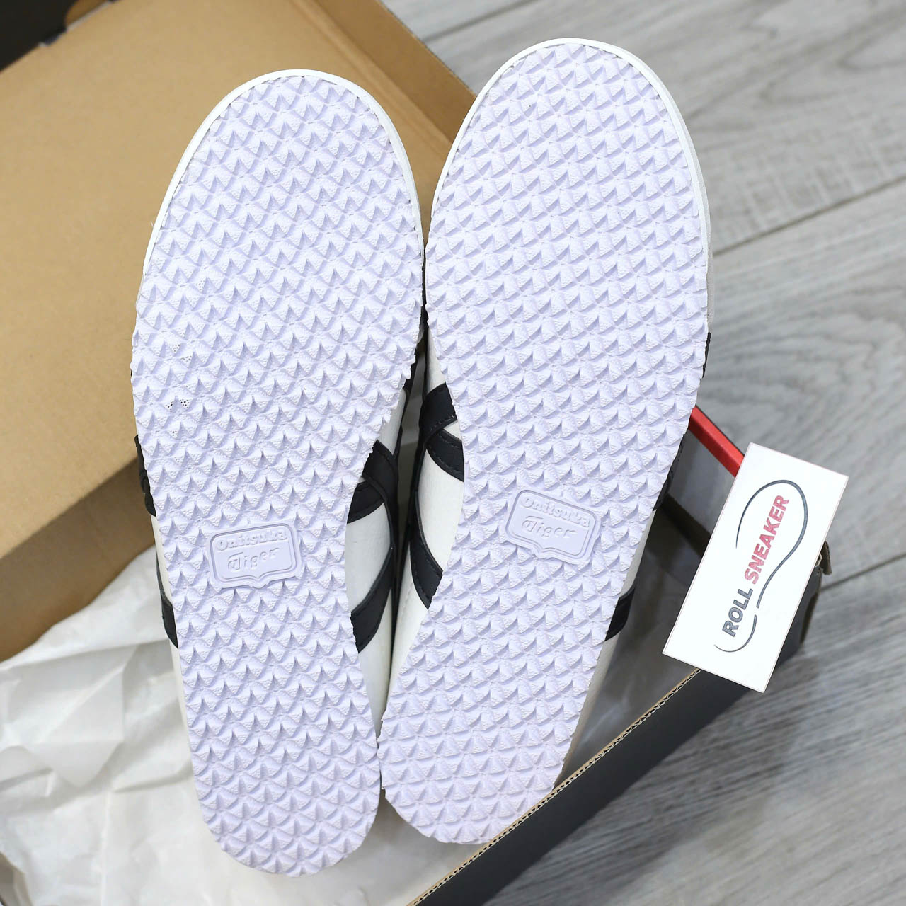 Giày Onitsuka Tiger Mexico 66 White Black