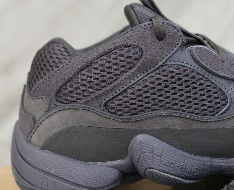 Giày Adidas Yeezy 500 Utility ‘Black’ Best Quality