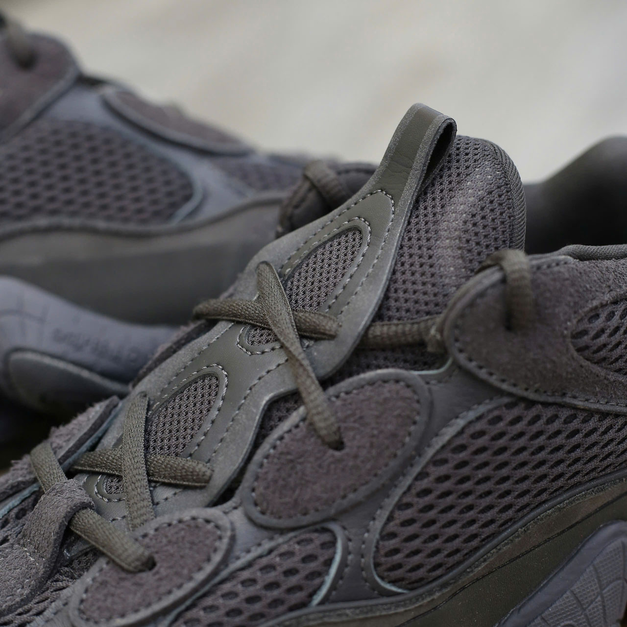 Giày Adidas Yeezy 500 Utility ‘Black’ Best Quality
