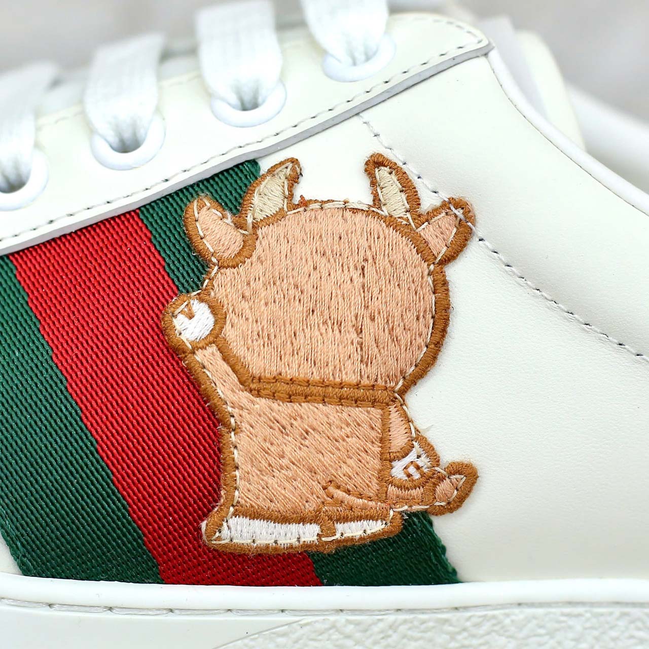 Giày Doraemon x Gucci Wmns Ace ‘Ivory Devil Patch’ Best Quality