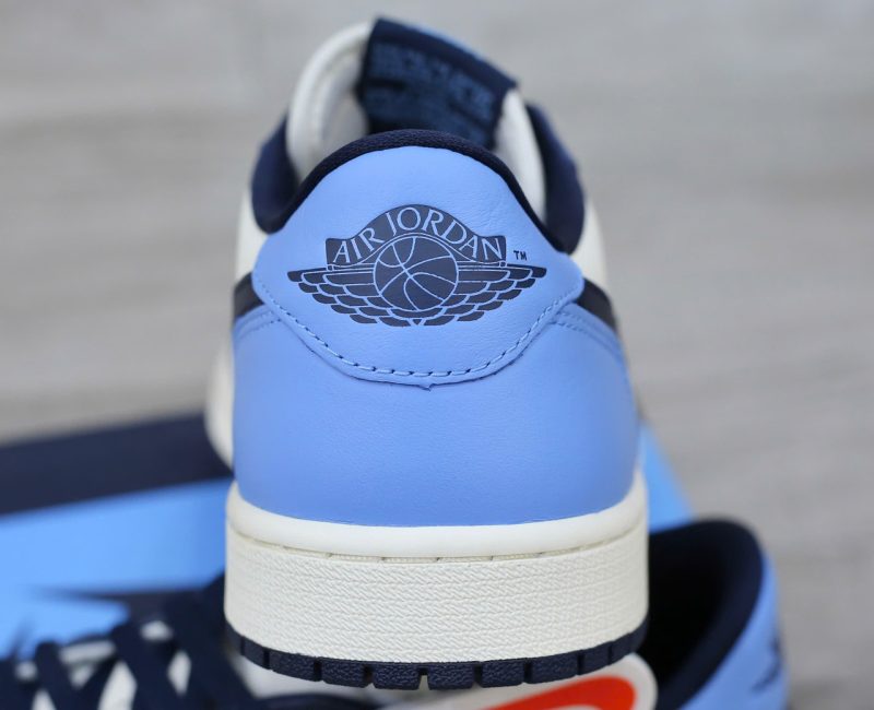 Giày Nike Air Jordan 1 Low OG ‘Obsidian UNC’ Real