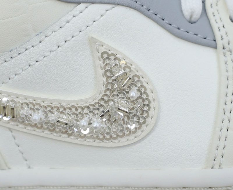 Giày Nike Air Jordan 1 Low Sail Soft Pearl Real