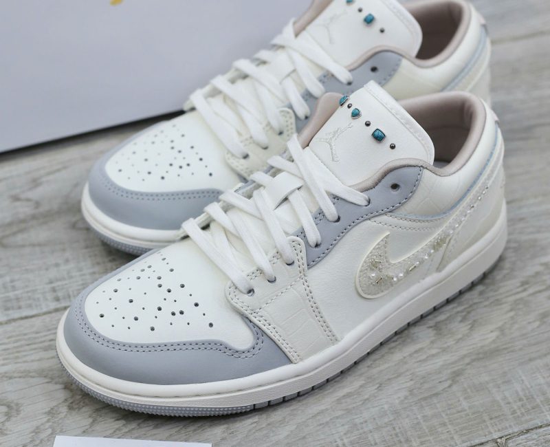 Giày Nike Air Jordan 1 Low Sail Soft Pearl Real
