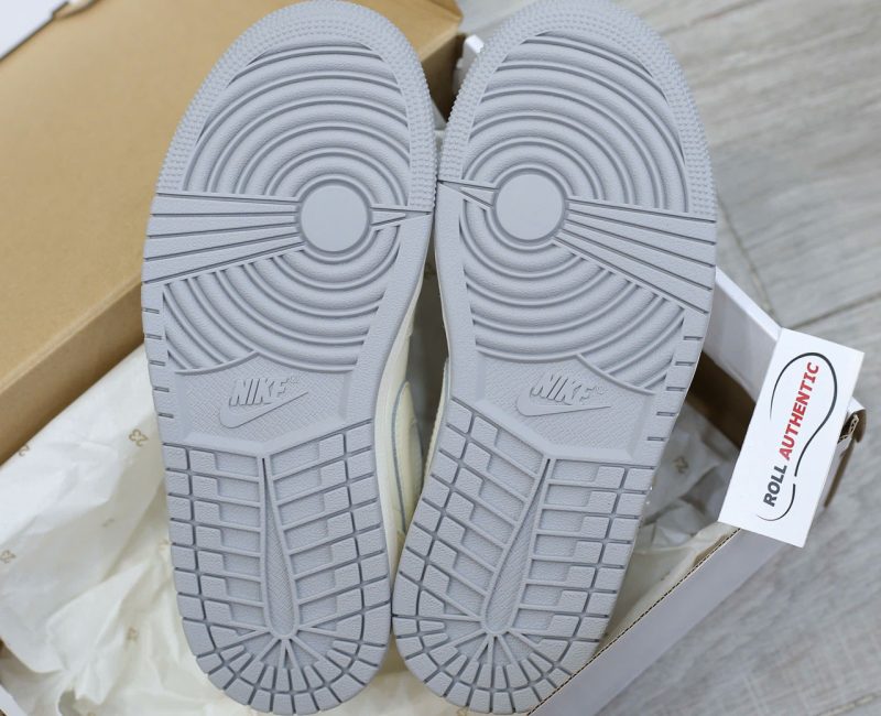 Giày Nike Air Jordan 1 Low Sail Soft Pearl Real
