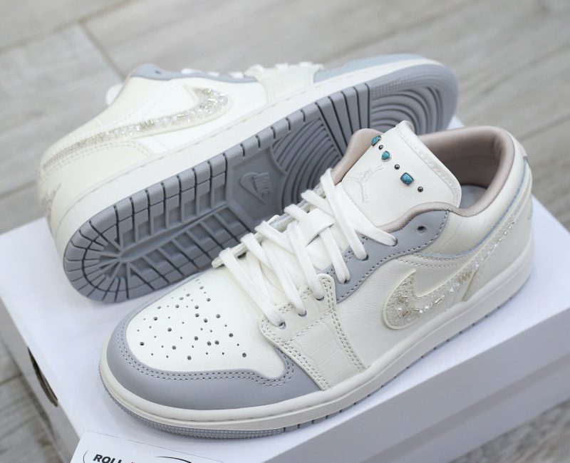 Giày Nike Air Jordan 1 Low Sail Soft Pearl Real