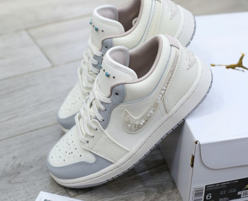 Giày Nike Air Jordan 1 Low Sail Soft Pearl Real