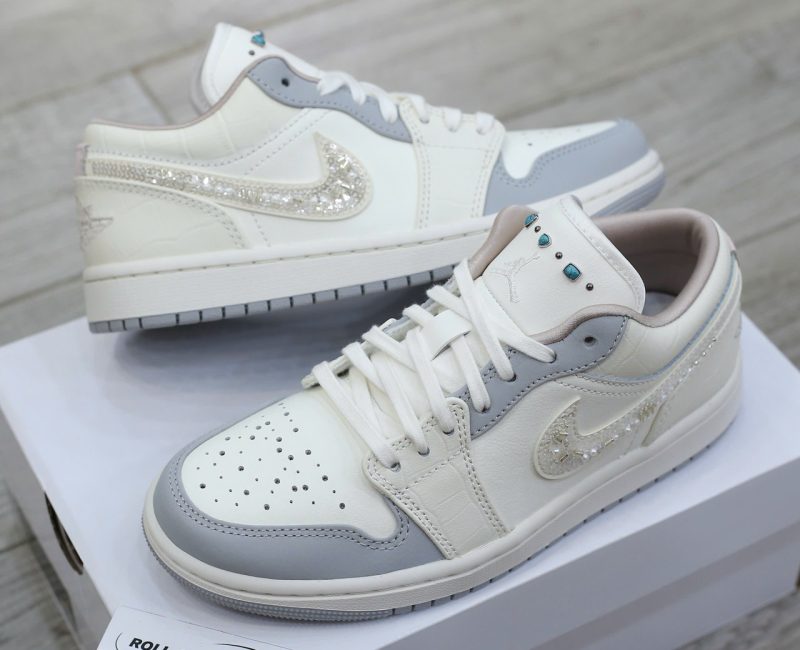 Giày Nike Air Jordan 1 Low Sail Soft Pearl Real
