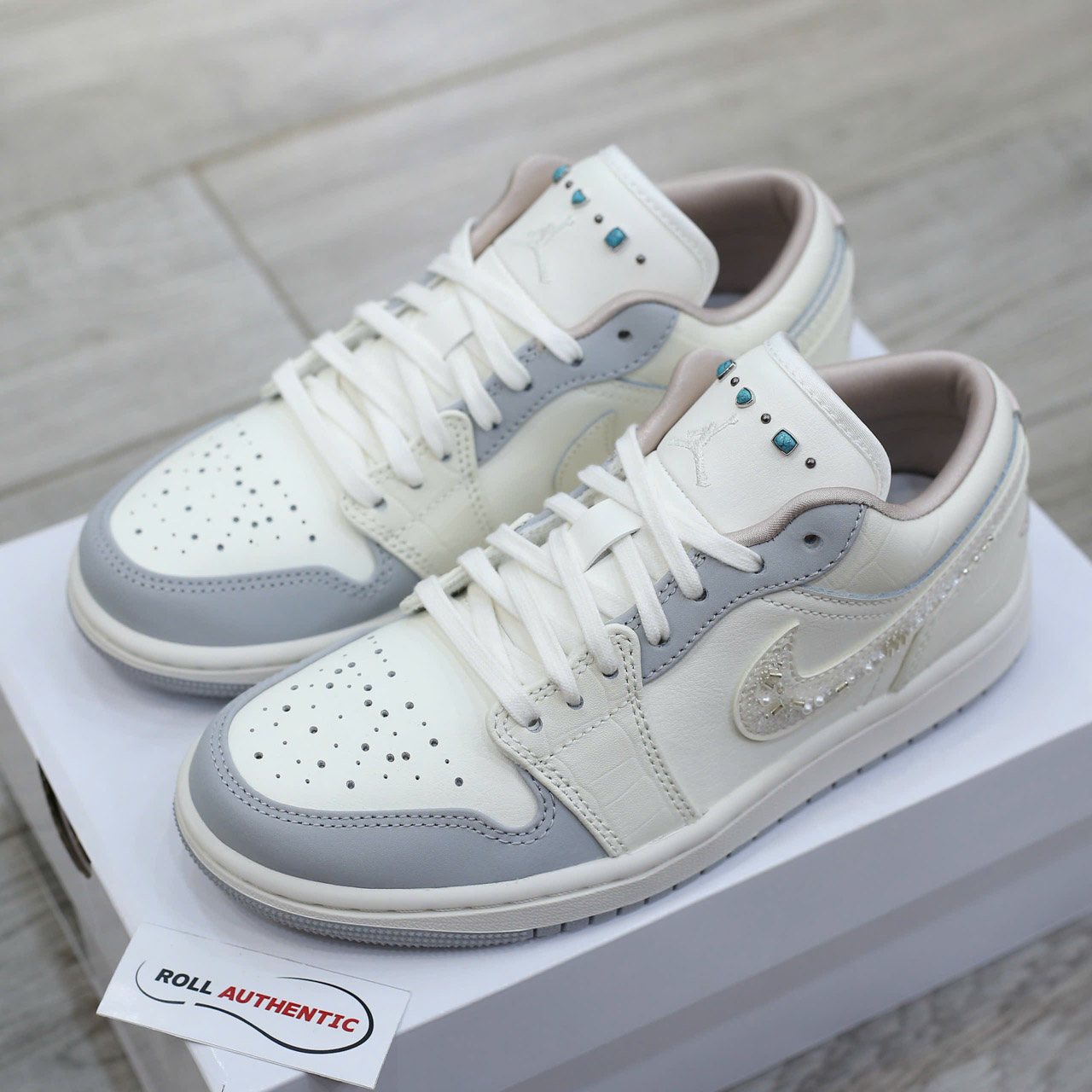 Giày Nike Air Jordan 1 Low Sail Soft Pearl Real