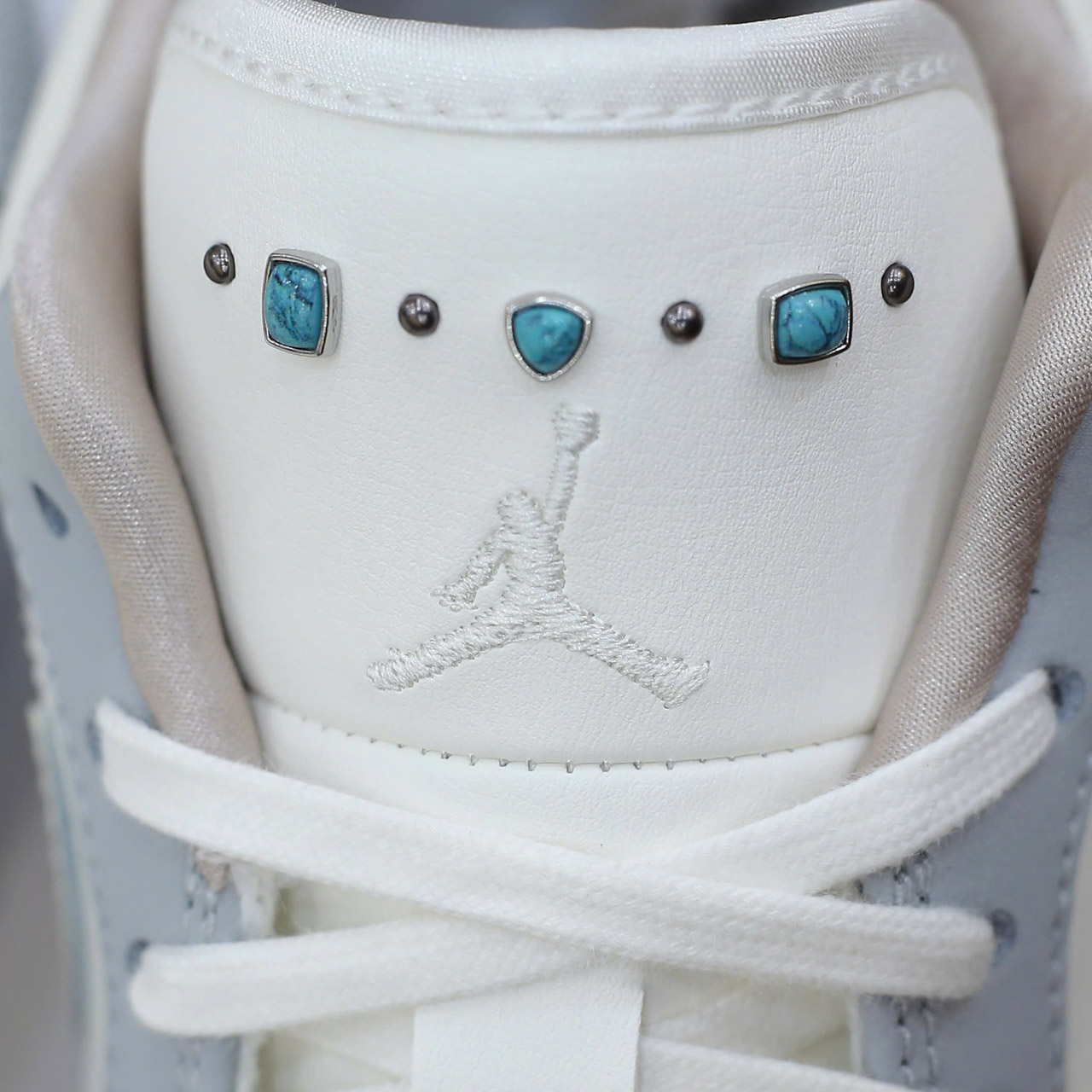 Giày Nike Air Jordan 1 Low Sail Soft Pearl Real