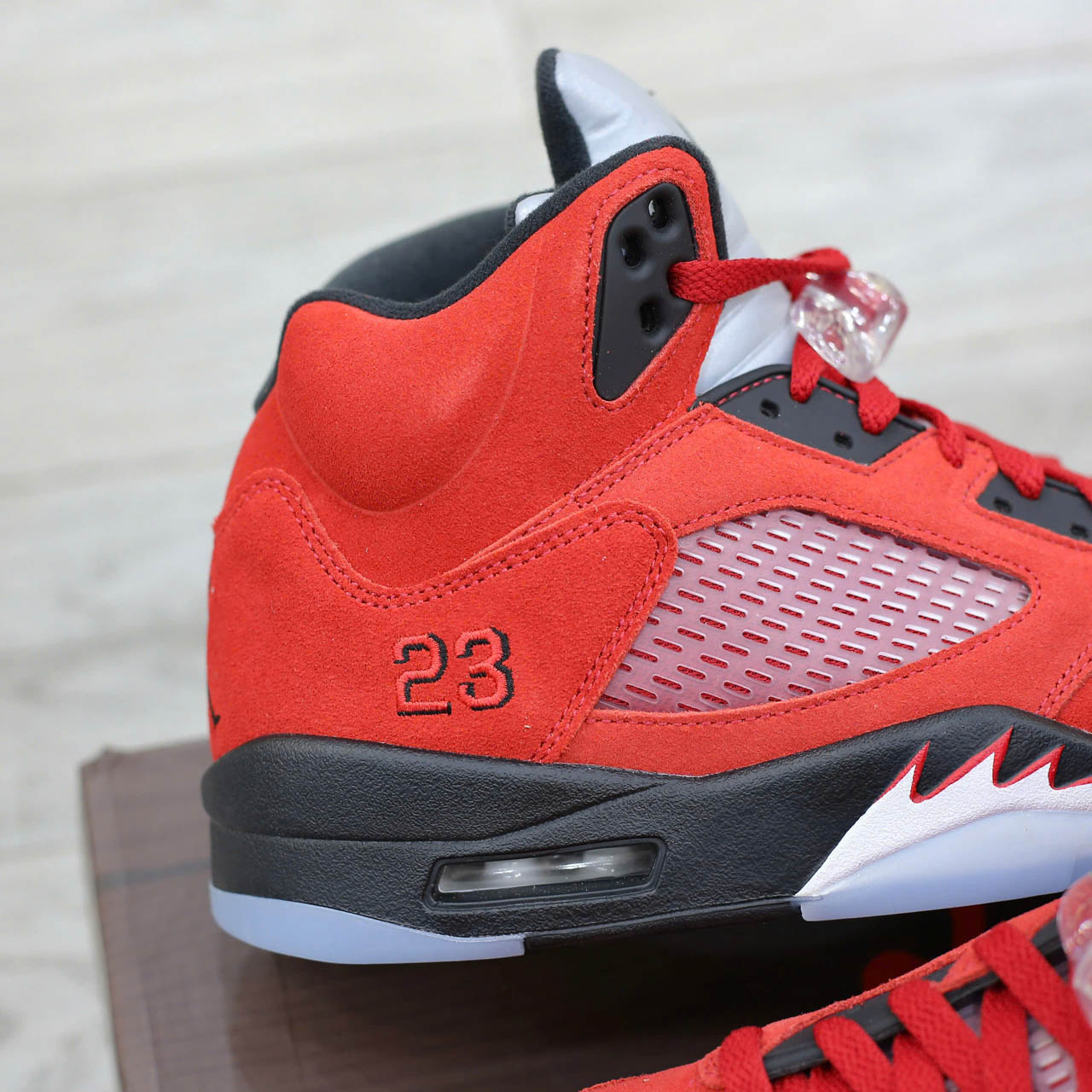 Giày Nike Air Jordan 5 Retro ‘Raging Bull’ Best Quality