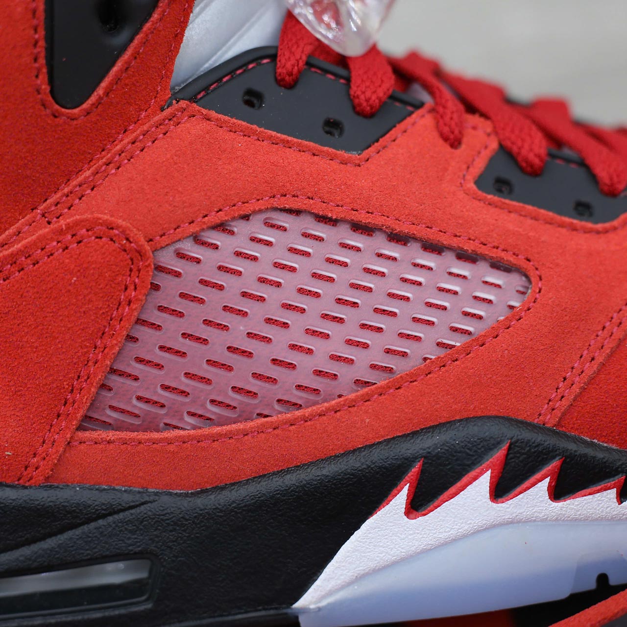Giày Nike Air Jordan 5 Retro ‘Raging Bull’ Best Quality