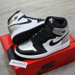 Giày Nike Wmns Air Jordan 1 High OG ‘Silver Toe’ Best Quality