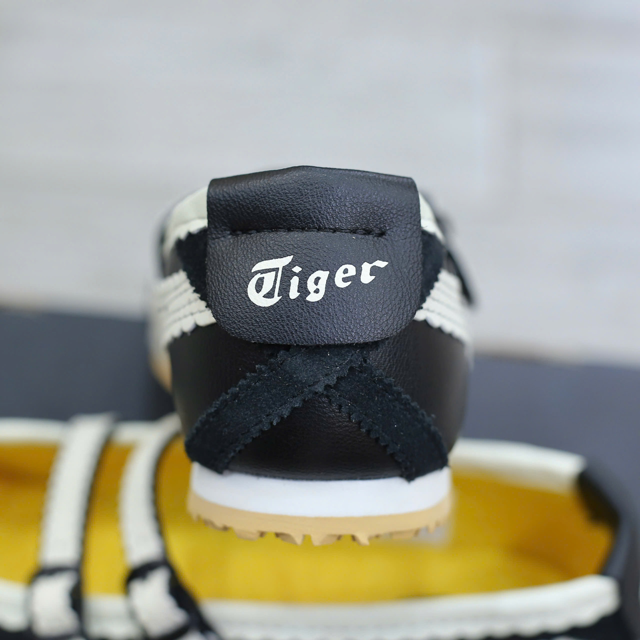 Giày Onitsuka Tiger Mexico 66 TGRS ‘Black Cream’ Best Quality