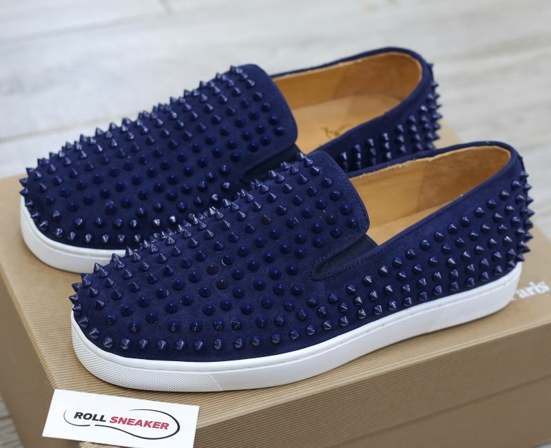 Giày Christian Louboutin Navy Suede Roller Boat Spiked Slip On Best Quality
