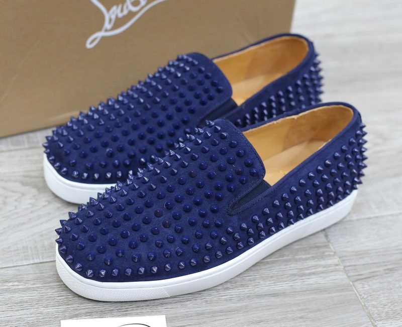 Giày Christian Louboutin Navy Suede Roller Boat Spiked Slip On Best Quality
