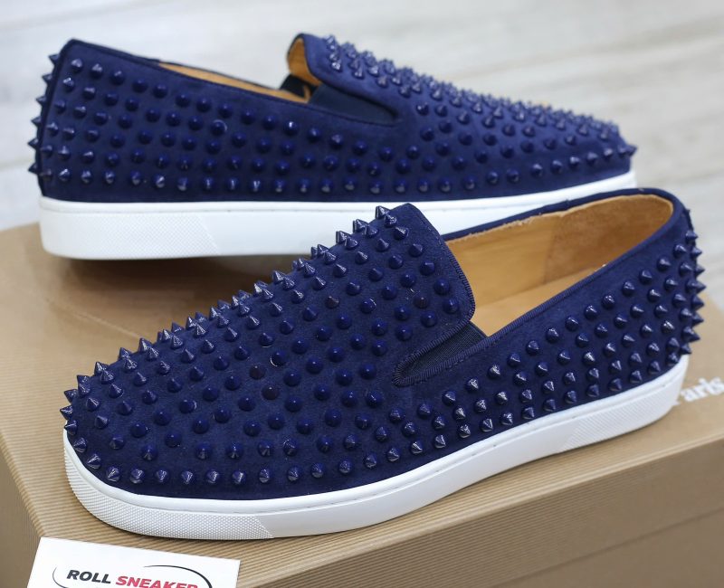Giày Christian Louboutin Navy Suede Roller Boat Spiked Slip On Best Quality