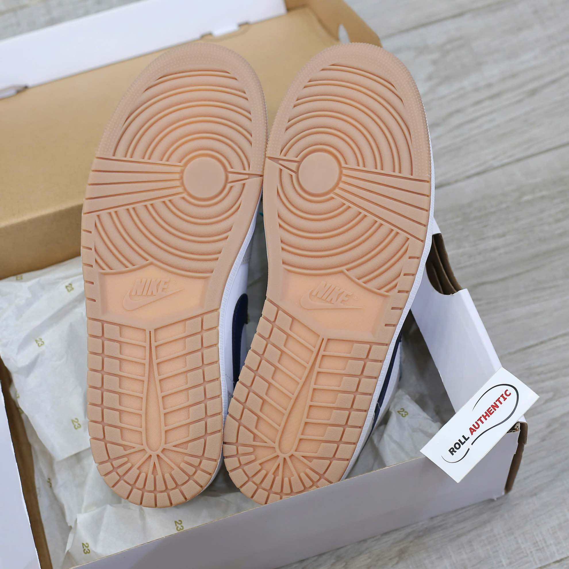 Nike Air Jordan 1 Low Midnight Navy Neutral Grey Real