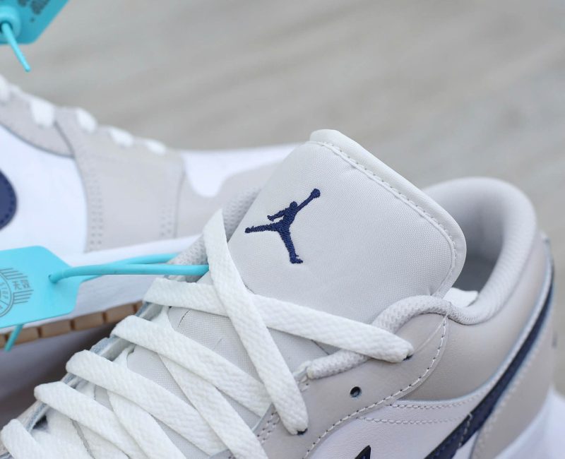 Nike Air Jordan 1 Low Midnight Navy Neutral Grey Real