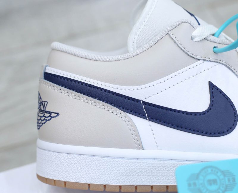 Nike Air Jordan 1 Low Midnight Navy Neutral Grey Real