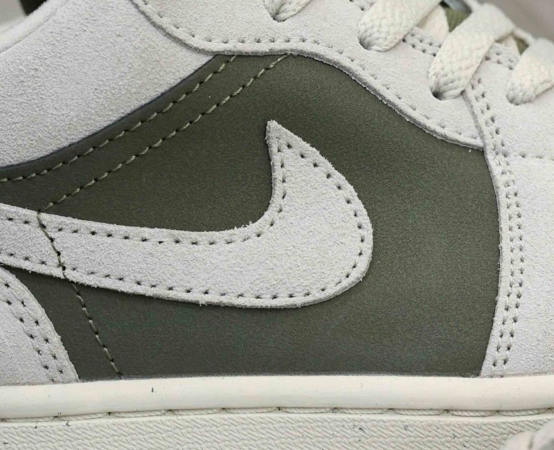 Giày Nike Air Jordan 1 Low SE ‘Medium Olive Sail’ Best Quality