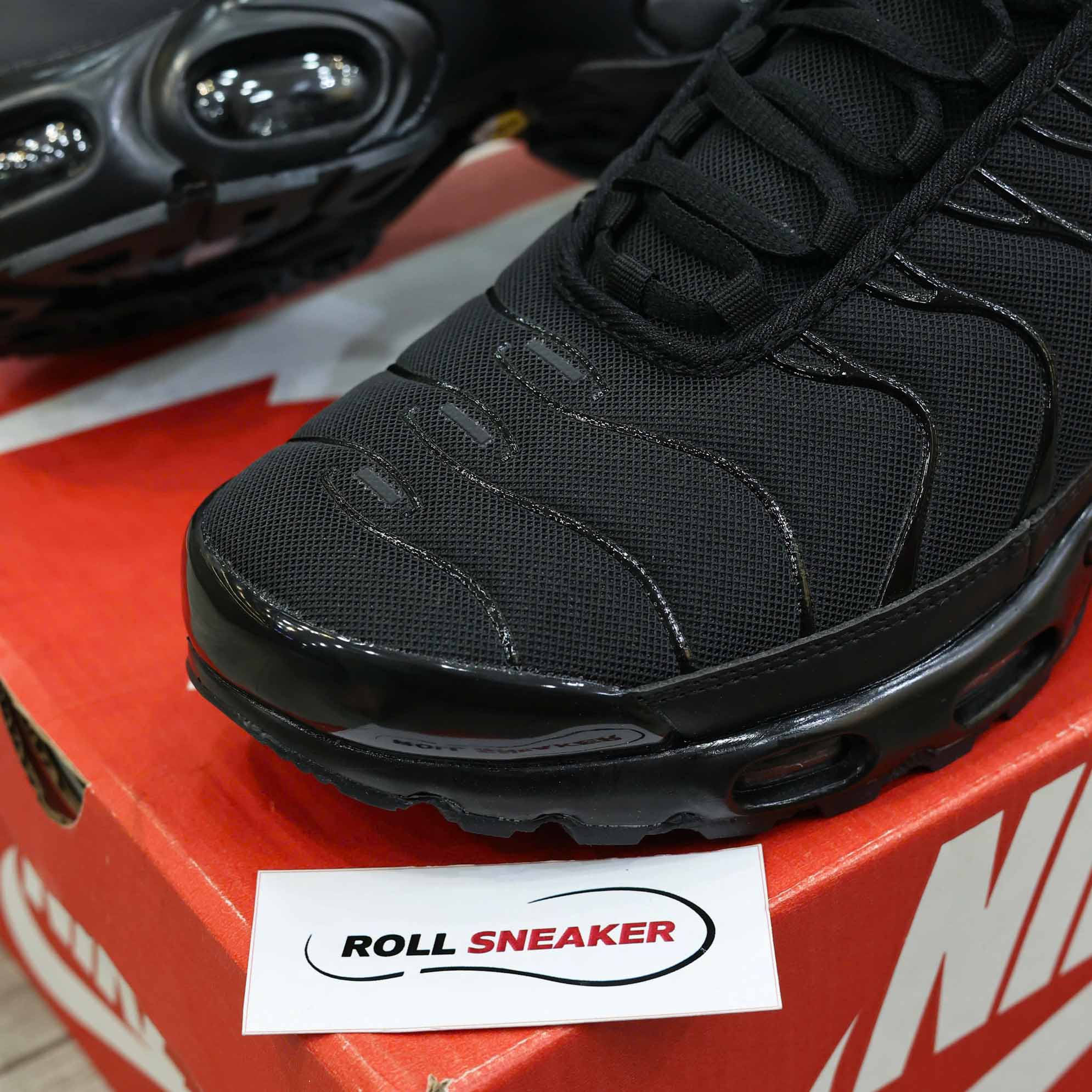 Giày Nike Air Max Plus Triple Black Best Quality