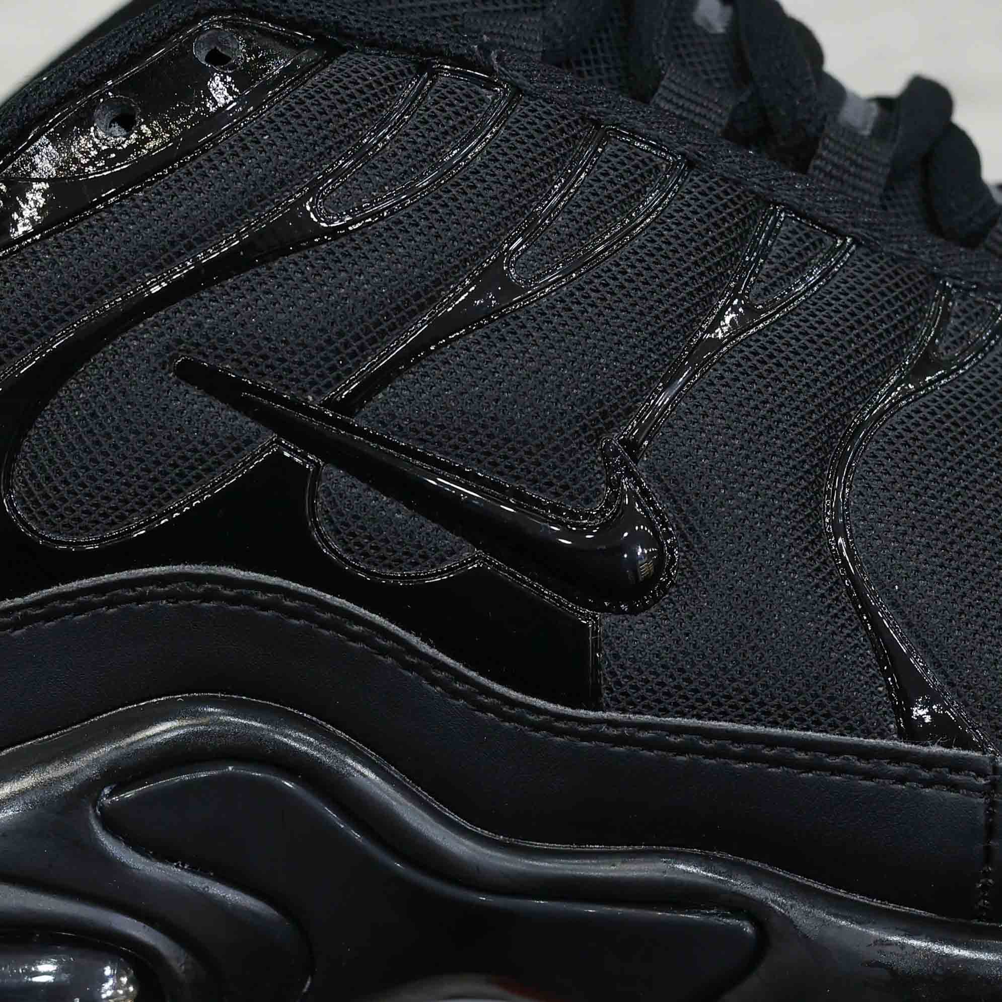 Giày Nike Air Max Plus Triple Black Best Quality